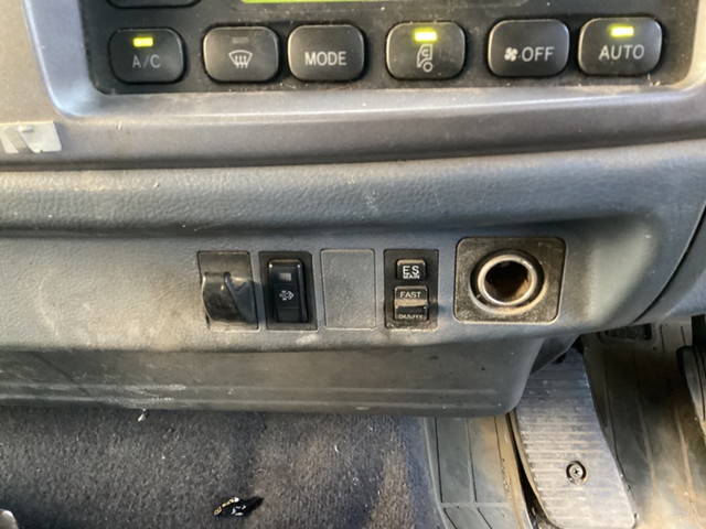 日野レンジャーセルフローダー増トン（6t・8t）[写真35]