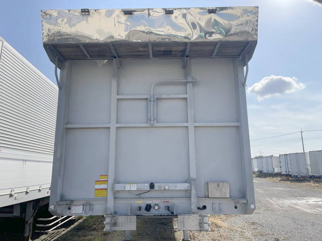 UDトラックスクオントレーラーヘッド（トラクターヘッド）大型（10t）[写真12]