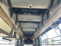 UDトラックスクオントレーラーヘッド（トラクターヘッド）大型（10t）[写真31]