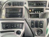 UDトラックスクオントレーラーヘッド（トラクターヘッド）大型（10t）[写真40]