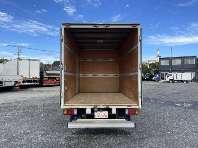 いすゞエルフアルミバン小型（2t・3t）[写真11]