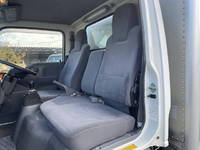 いすゞエルフアルミバン小型（2t・3t）[写真30]