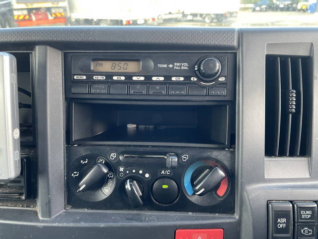 いすゞエルフアルミバン小型（2t・3t）[写真37]