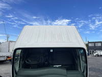 いすゞエルフアルミバン小型（2t・3t）[写真09]