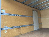 いすゞエルフアルミバン小型（2t・3t）[写真11]