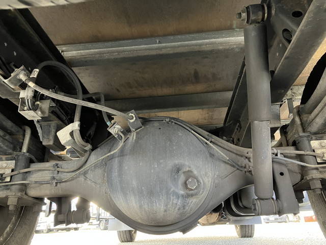 いすゞエルフアルミバン小型（2t・3t）[写真24]