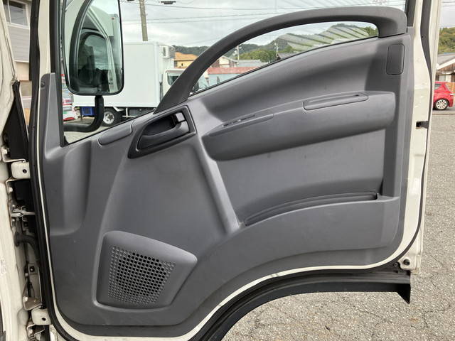 いすゞエルフアルミバン小型（2t・3t）[写真29]