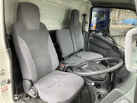 いすゞエルフアルミバン小型（2t・3t）[写真33]