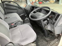 いすゞエルフアルミバン小型（2t・3t）[写真34]