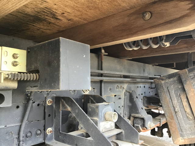 いすゞエルフクレーン6段小型（2t・3t）[写真19]