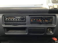 いすゞエルフクレーン6段小型（2t・3t）[写真37]