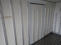 いすゞエルフ冷凍車（冷蔵車）小型（2t・3t）[写真13]