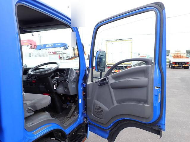 いすゞエルフ冷凍車（冷蔵車）小型（2t・3t）[写真26]