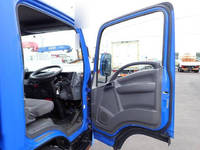 いすゞエルフ冷凍車（冷蔵車）小型（2t・3t）[写真26]