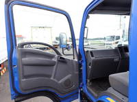 いすゞエルフ冷凍車（冷蔵車）小型（2t・3t）[写真27]