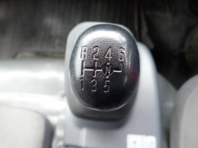 いすゞエルフ冷凍車（冷蔵車）小型（2t・3t）[写真32]