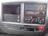 いすゞエルフ冷凍車（冷蔵車）小型（2t・3t）[写真33]