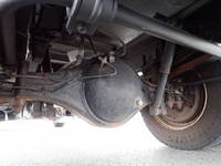 いすゞエルフ冷凍車（冷蔵車）小型（2t・3t）[写真36]