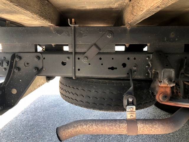 三菱ふそうキャンター平ボディ小型（2t・3t）[写真10]