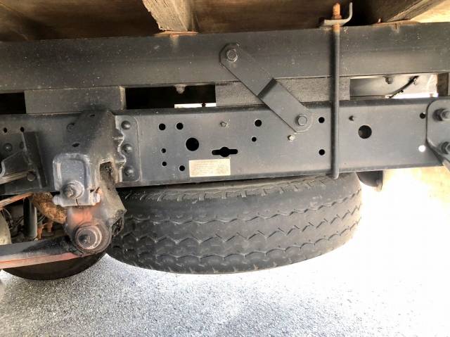 三菱ふそうキャンター平ボディ小型（2t・3t）[写真14]