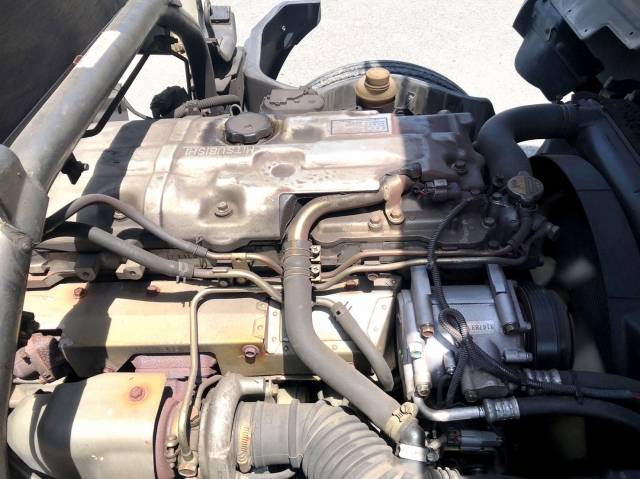 三菱ふそうキャンター平ボディ小型（2t・3t）[写真20]