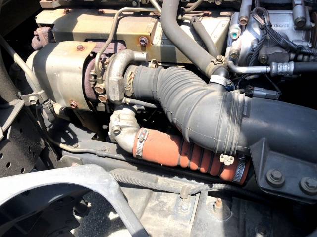 三菱ふそうキャンター平ボディ小型（2t・3t）[写真21]