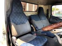 三菱ふそうキャンター平ボディ小型（2t・3t）[写真26]