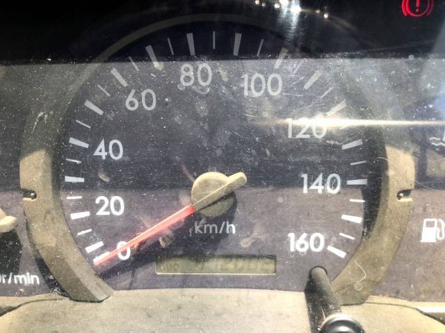 三菱ふそうキャンター平ボディ小型（2t・3t）[写真35]