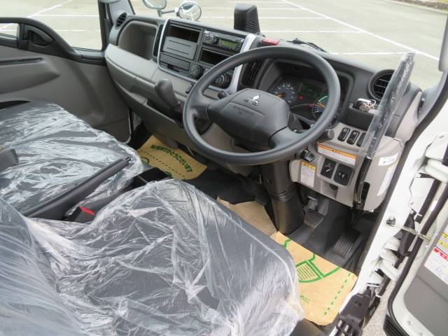 三菱ふそうキャンター深ダンプ（土砂禁ダンプ）小型（2t・3t）[写真11]