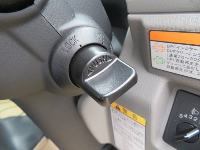 三菱ふそうキャンター深ダンプ（土砂禁ダンプ）小型（2t・3t）[写真17]