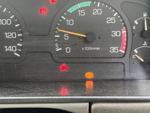 三菱ふそうファイター平ボディ中型（4t）[写真19]