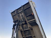 日野プロフィアダンプ大型（10t）[写真14]