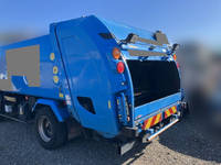 三菱ふそうキャンターパッカー車（塵芥車）小型（2t・3t）[写真02]