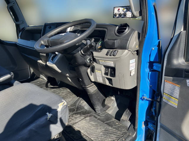 三菱ふそうキャンターパッカー車（塵芥車）小型（2t・3t）[写真33]