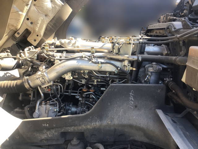 いすゞギガトレーラーヘッド（トラクターヘッド）大型（10t）[写真13]