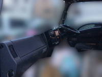 いすゞエルフクレーン4段小型（2t・3t）[写真21]