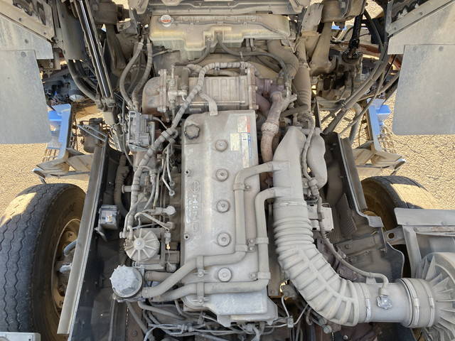 日野プロフィアダンプ大型（10t）[写真24]