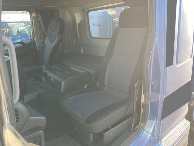 日野プロフィアダンプ大型（10t）[写真27]