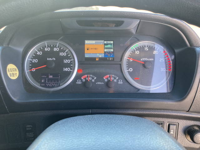 日野プロフィアダンプ大型（10t）[写真33]