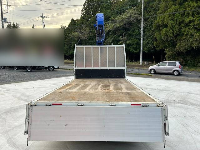 三菱ふそうキャンタークレーン4段小型（2t・3t）[写真11]