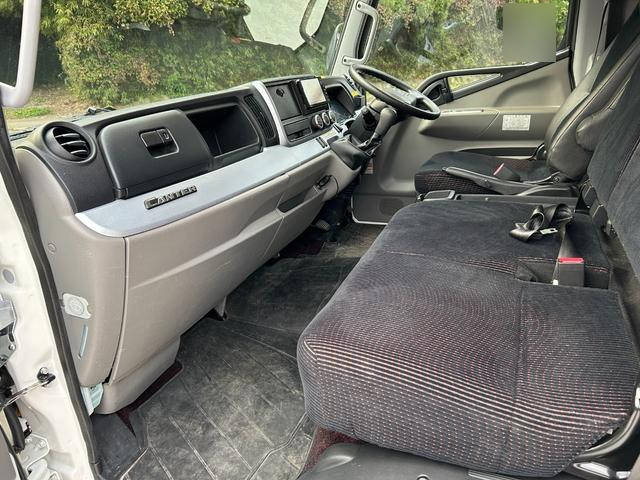 三菱ふそうキャンタークレーン4段小型（2t・3t）[写真19]