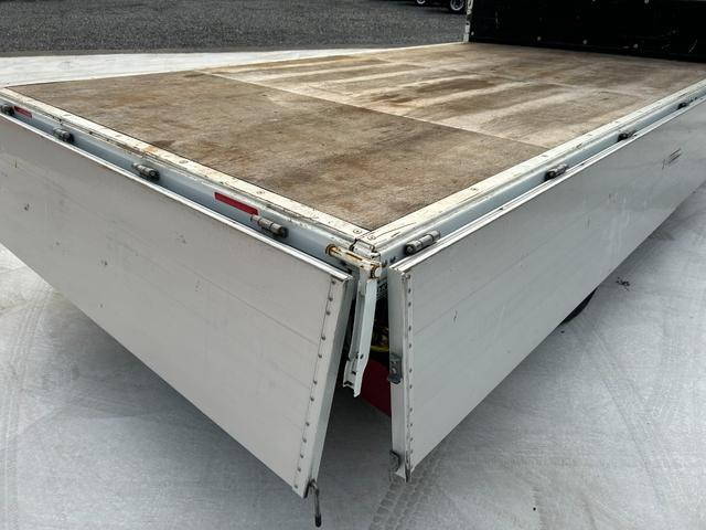 三菱ふそうキャンタークレーン4段小型（2t・3t）[写真24]