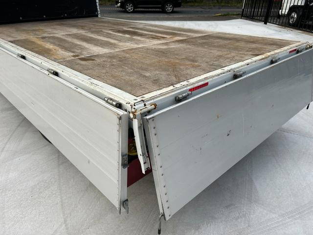 三菱ふそうキャンタークレーン4段小型（2t・3t）[写真29]