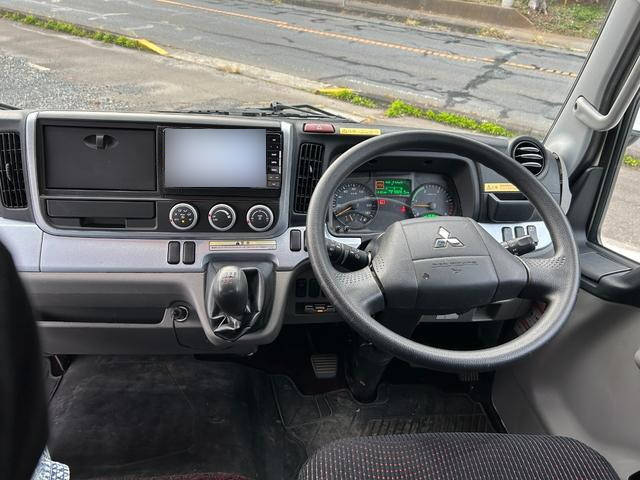 三菱ふそうキャンタークレーン4段小型（2t・3t）[写真34]