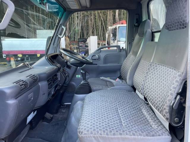 いすゞエルフクレーン4段小型（2t・3t）[写真26]