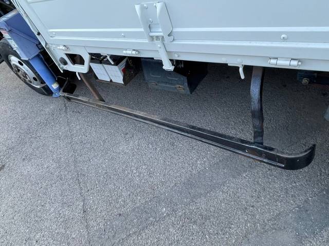 いすゞエルフクレーン4段小型（2t・3t）[写真39]