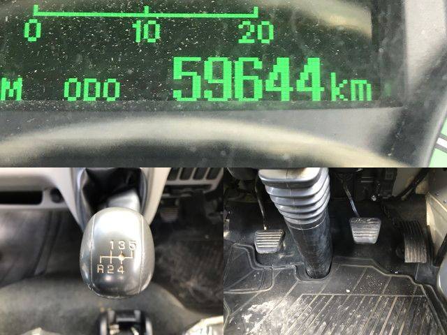 三菱ふそうキャンタークレーン4段小型（2t・3t）[写真35]