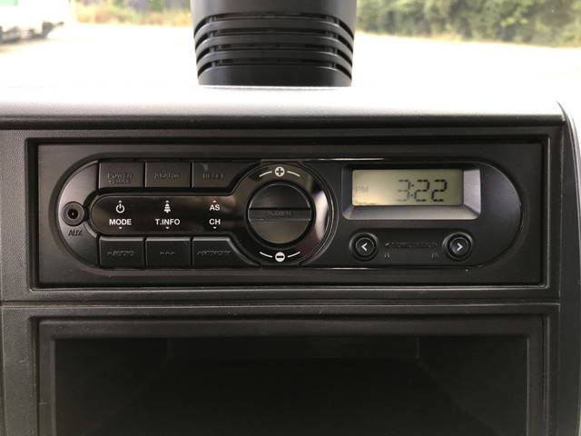 三菱ふそうキャンタークレーン4段小型（2t・3t）[写真38]