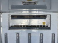 いすゞエルフ冷凍車（冷蔵車）小型（2t・3t）[写真10]