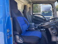 いすゞエルフ冷凍車（冷蔵車）小型（2t・3t）[写真13]